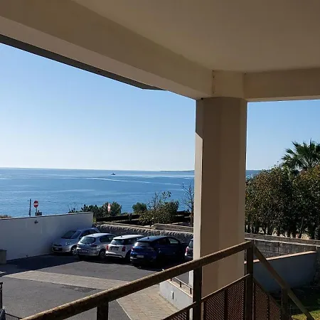 Latom-mare * Siraküza