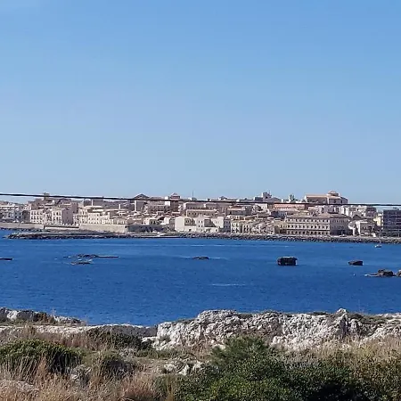 Latom-mare